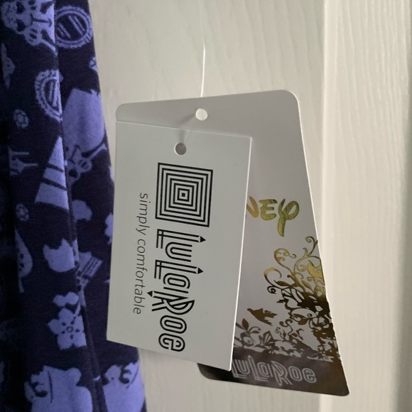 DISNEY Perfect T - NEW with TAGS!!! - Picture 5 of 6